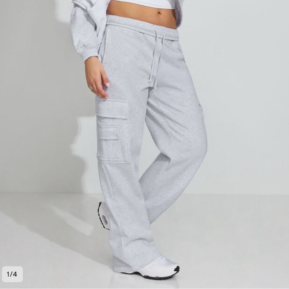 Women's Gray Cargo Sweatpants